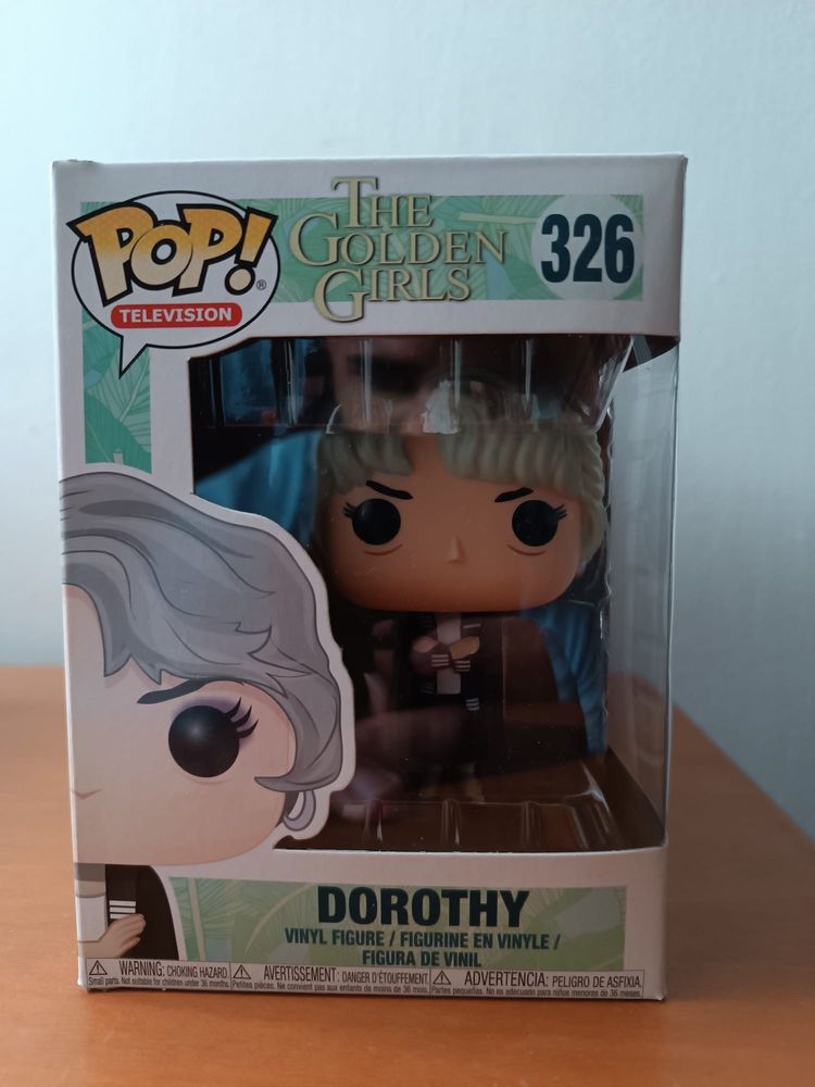 Pop! Television The Golden Girls Dorothy Vinyl Figure